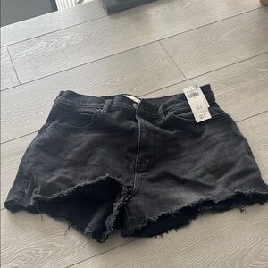 Abercrombie Ultra High Rise Mom Short